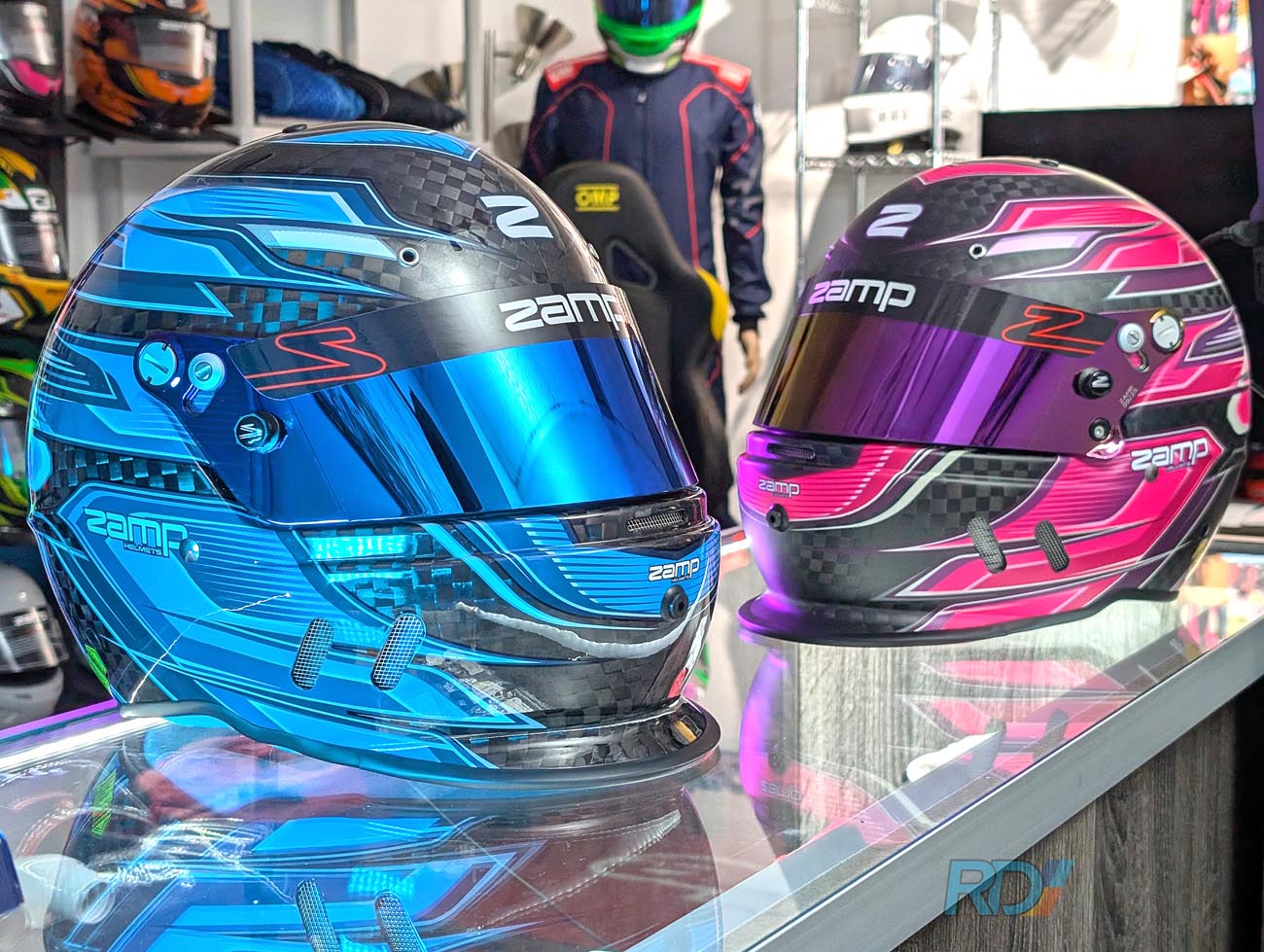The RZ-67D Dirt Helmet - The Ultimate Carbon Fiber Dirt Racing